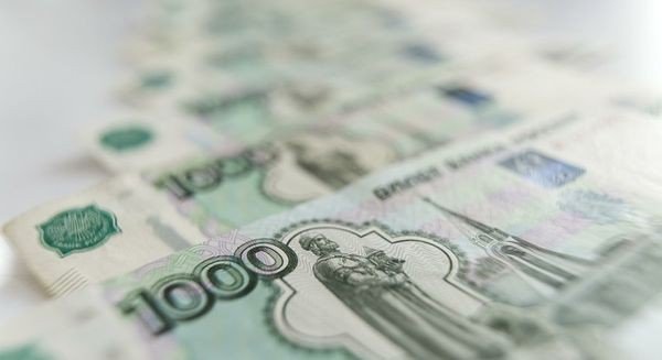 Утренняя попытка укрепления курса рубля оказалась не долгой Утренняя попытка укрепления курса рубля оказалась не долгой