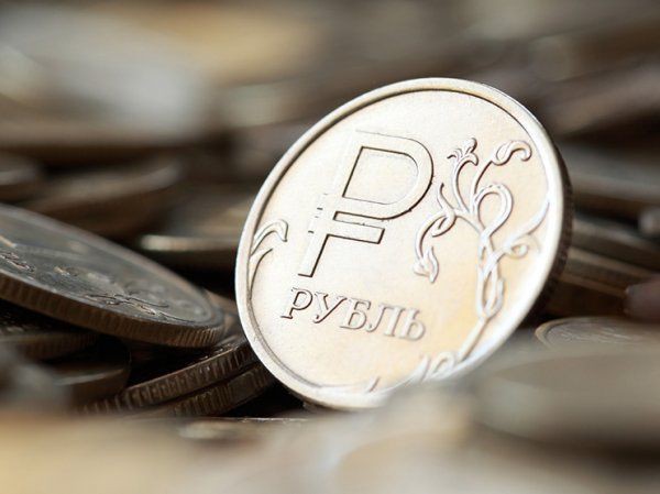 Рубль пытается противостоять бегству от рисков Рубль пытается противостоять бегству от рисков