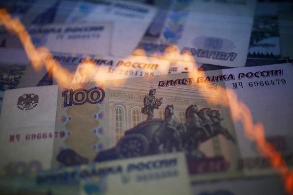 Рубль: Новые санкции пугают инвесторов еще больше Рубль: Новые санкции пугают инвесторов еще больше