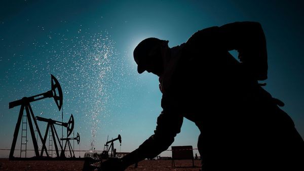 Цена нефти нуждается в стимулах для роста Цена нефти нуждается в стимулах для роста