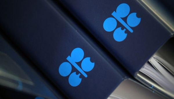 Нефть выросла после договоренности ОПЕК+, но рынок остается слабым Нефть выросла после договоренности ОПЕК+, но рынок остается слабым