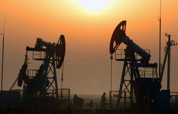 МЭА: Цена нефти марки Brent останется на уровне 60 долларов МЭА: Цена нефти марки Brent останется на уровне 60 долларов