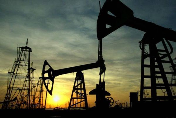 Нефть снижается после данных о росте добычи Нефть снижается после данных о росте добычи