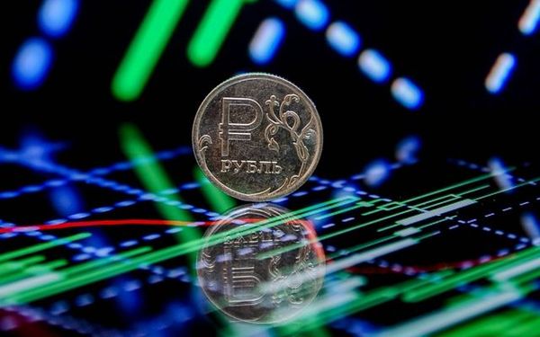Доллар отправил курс рубля в новое пике Доллар отправил курс рубля в новое пике