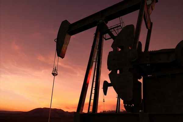 Нефть : Трамп нанес Twitter - удар по цене Нефть : Трамп нанес Twitter - удар по цене