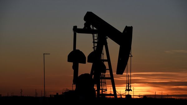 Цена нефти: Кризис в Венесуэле и антииранские санкции ограничили падение Цена нефти: Кризис в Венесуэле и антииранские санкции ограничили падение