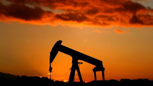 Курс нефти: ОПЕК старается снизить панику и поддержать рост Курс нефти: ОПЕК старается снизить панику и поддержать рост