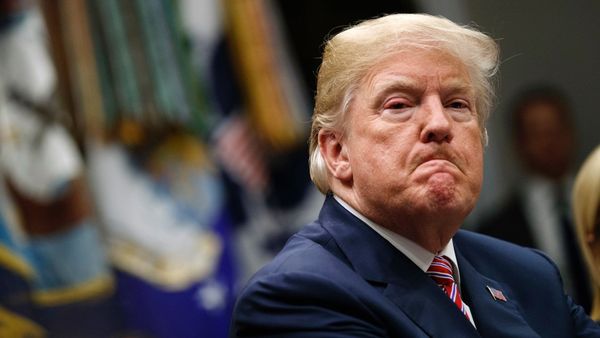 Трамп раскритиковал всех в мире Трамп раскритиковал всех в мире