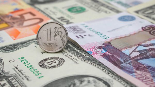Рубль будет ориентироваться на ОПЕК и торговую сделку Рубль будет ориентироваться на ОПЕК и торговую сделку