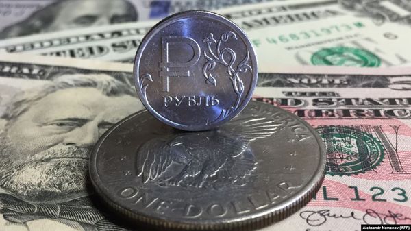 Рубль обновляет максимумы с оглядкой на нефть и ОПЕК Рубль обновляет максимумы с оглядкой на нефть и ОПЕК