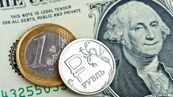 Курс рубля остается обездвижен несмотря на политические перемены Курс рубля остается обездвижен несмотря на политические перемены
