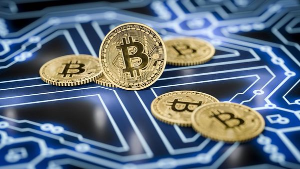 Криптовалюты падают после взлета биткоина до отметки 10000$ Криптовалюты падают после взлета биткоина до отметки 10000$