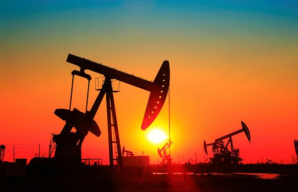 Нефть подешевела, повода для роста пока нет Нефть подешевела, повода для роста пока нет