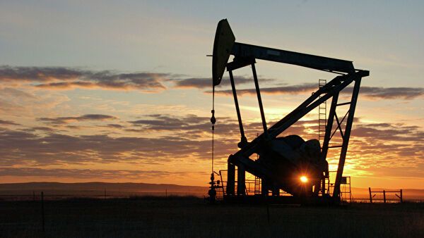 Нефть под давлением страха очередного обвала цен Нефть под давлением страха очередного обвала цен