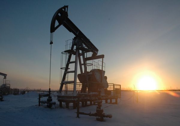 Курс нефти: Полноценный рост выше $45 откладывается Курс нефти: Полноценный рост выше $45 откладывается