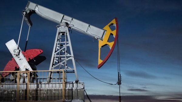 Цена нефти продолжает отступление, возможно падение в район $65 Цена нефти продолжает отступление, возможно падение в район $65