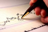 Российский рынок акций начал неделю снижением