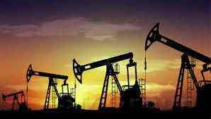 Цены на нефть снижаются ввиду целого ряда факторов