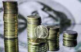 С началом новой рабочей недели рубль снижается