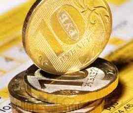 Рубль с утра укрепился против доллара и евро