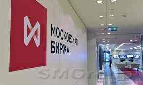 Российский рынок акций остается под давлением со всех сторон