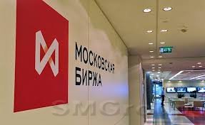 Под занавес торгов российские индексы ускорили темпы роста Под занавес торгов российские индексы ускорили темпы роста
