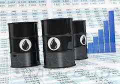 Нефтяные котировки в четверг движутся разнонаправленно