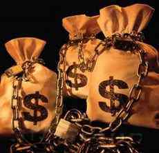 Петр Порошенко подписал законы о моратории по долгам