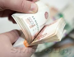 Российский рубль в понедельник умеренно укрепляется