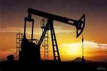 Цены на нефть незначительно ослабли в понедельник
