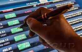 Рост рубля к доллару максимально затруднен