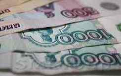 Российский рубль следует за сырьем