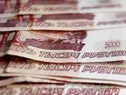 Российский рубль продолжает борьбу за лидерство