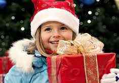 Россияне сэкономят на новогодних праздниках почти в два раза