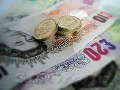 Ослабление британского фунта усиливается на фоне растущего кросса евро/фунт