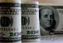 Евро теряет позиции на фоне стремительного роста доллара