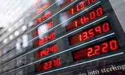 Доллар угрожает рублю ростом все больше