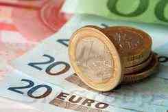Пара EUR/USD ждет публикации ключевых данных по рынку труда США
