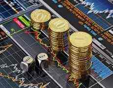 Банк России  не похож на Банк Канады, рублю остается падать