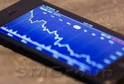 Перед снижением цен на нефть рубль не устоял