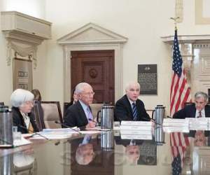 Фондовый рынок США готовится к повышению ставок в июне Фондовый рынок США готовится к повышению ставок в июне