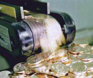 Почему жесткая монетарная и бюджетная политика приведут к возобновлению экономического роста