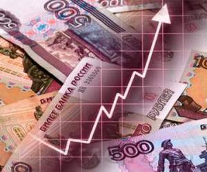 С начала августа рубль укрепился на 4,6%