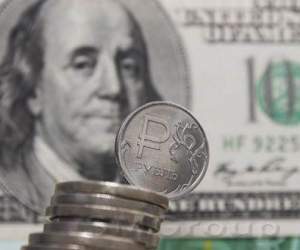 Нефтяные цены продолжают влиять на рублевые котировки