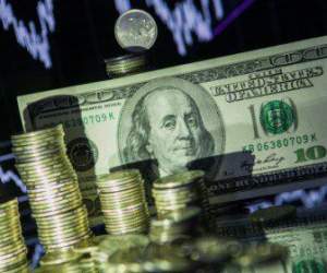 Доллар ослаб на снижении ожиданий ФРС Доллар ослаб на снижении ожиданий ФРС