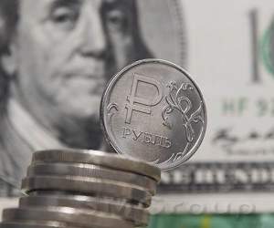 Курс рубля завершает неделю на мажорной ноте