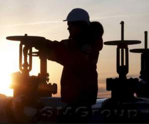 Россия готова участвовать в заморозке добычи нефти Россия готова участвовать в заморозке добычи нефти