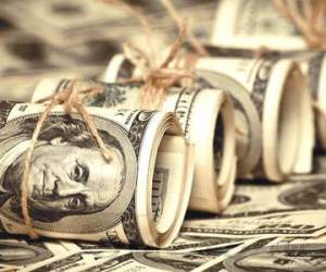 Последние дни курс доллара пользуется повышенным спросом