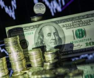 Курс рубля во вторник заметно вырос