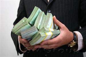 Выплаты высшему менеджменту российских голубых фишек адекватны и справедливы